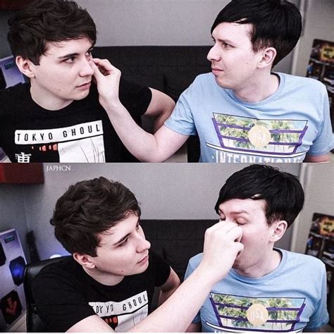 are dan and phil a couple